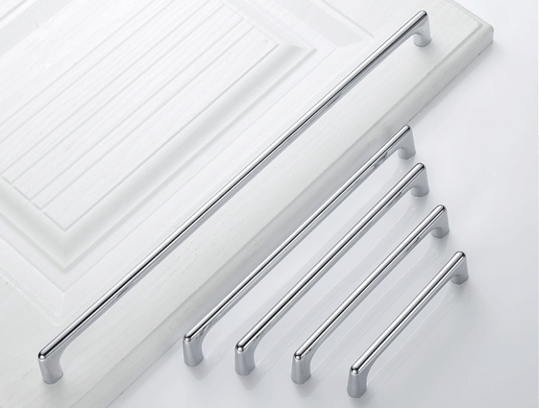 Kitchen handles Surfers Paradise Matt black /Brushed brass/Brushed