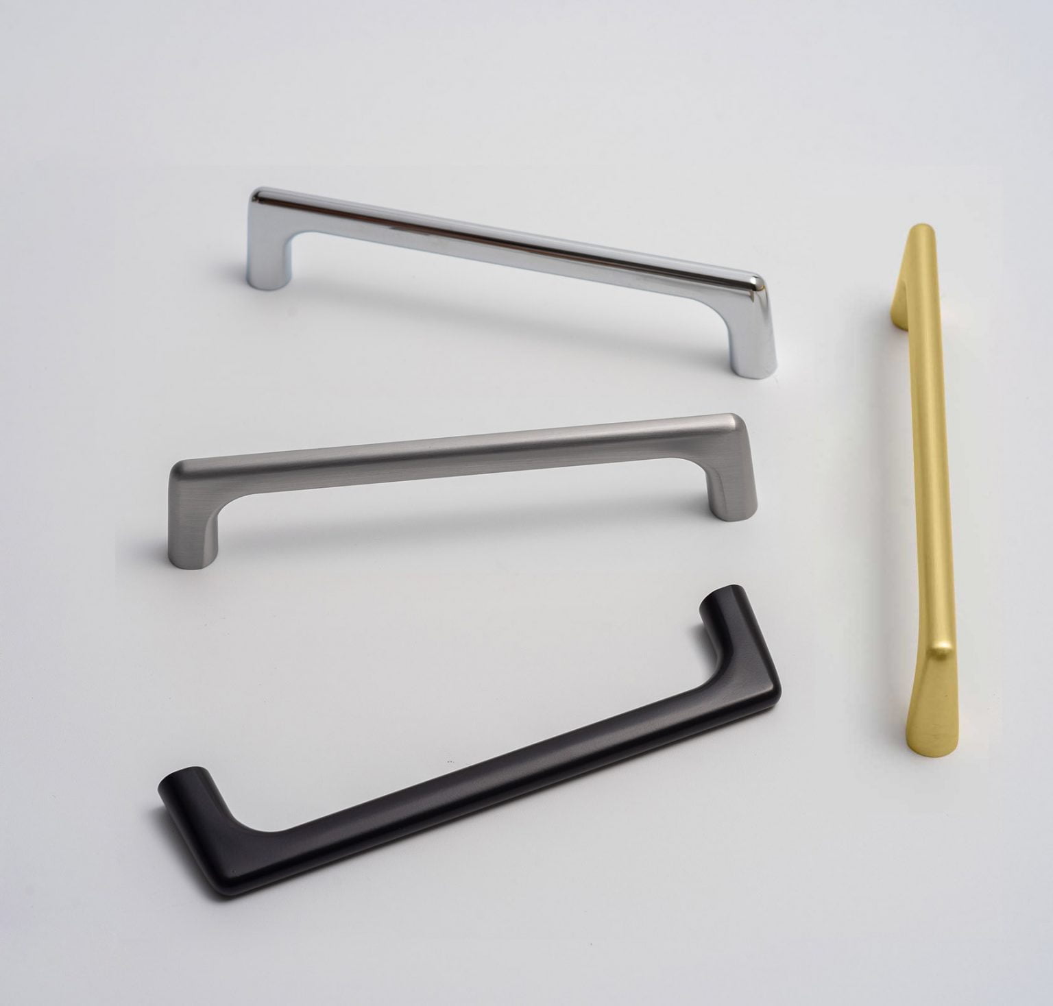 Kitchen handles Surfers Paradise Matt black /Brushed brass/Brushed