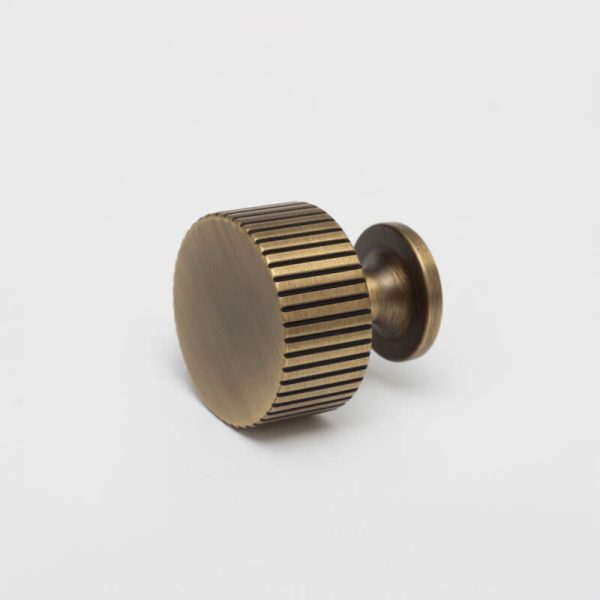 KT&CO Kitchen drawer knobs Rose Bay - Image 5