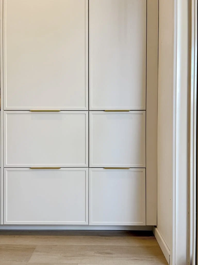 KT&CO Kitchen finger lip pull handle brass Lucky bay - Image 6